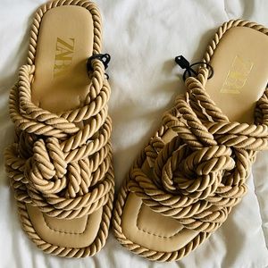 Rope detailed Sandals